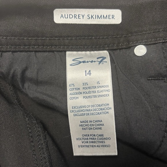 Seven7 Audrey Skimmer Women's 14 New Black Capri Denim Cropped Super Stretch - Picture 7 of 8